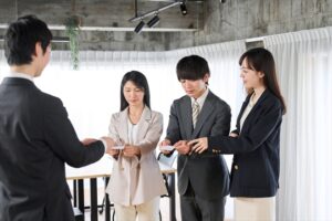 入社1ヶ月の壁を乗り越える新入社員フォローアップセミナーのイメージ