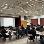 JA美瑛町青年部を対象に実施したメンタルヘルス研修で、コミュニケーションとアンガーマネジメントをワーク形式で学ぶ青年部員の様子